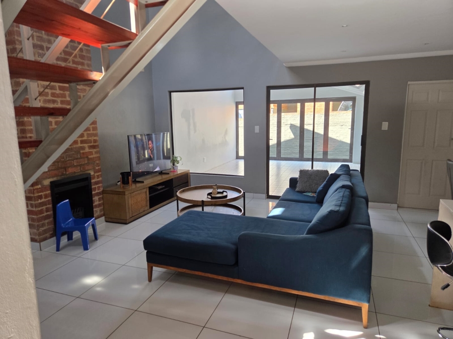4 Bedroom Property for Sale in Waterval East North West